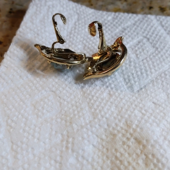 Vintage Sarah Coventry Earrings Faux Turquoise Pea - Picture 11 of 13